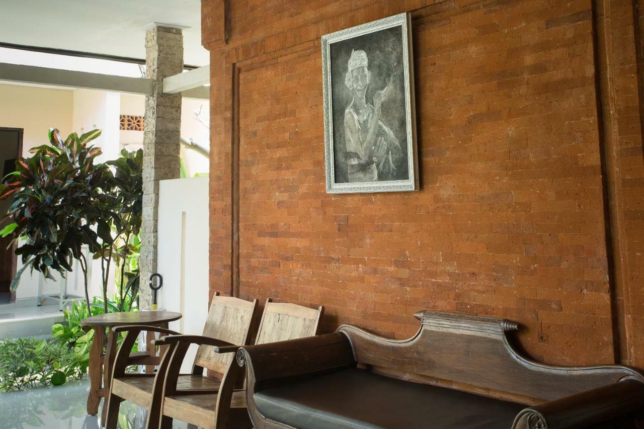 Blanjong Homestay By Ecommerceloka Санур Экстерьер фото